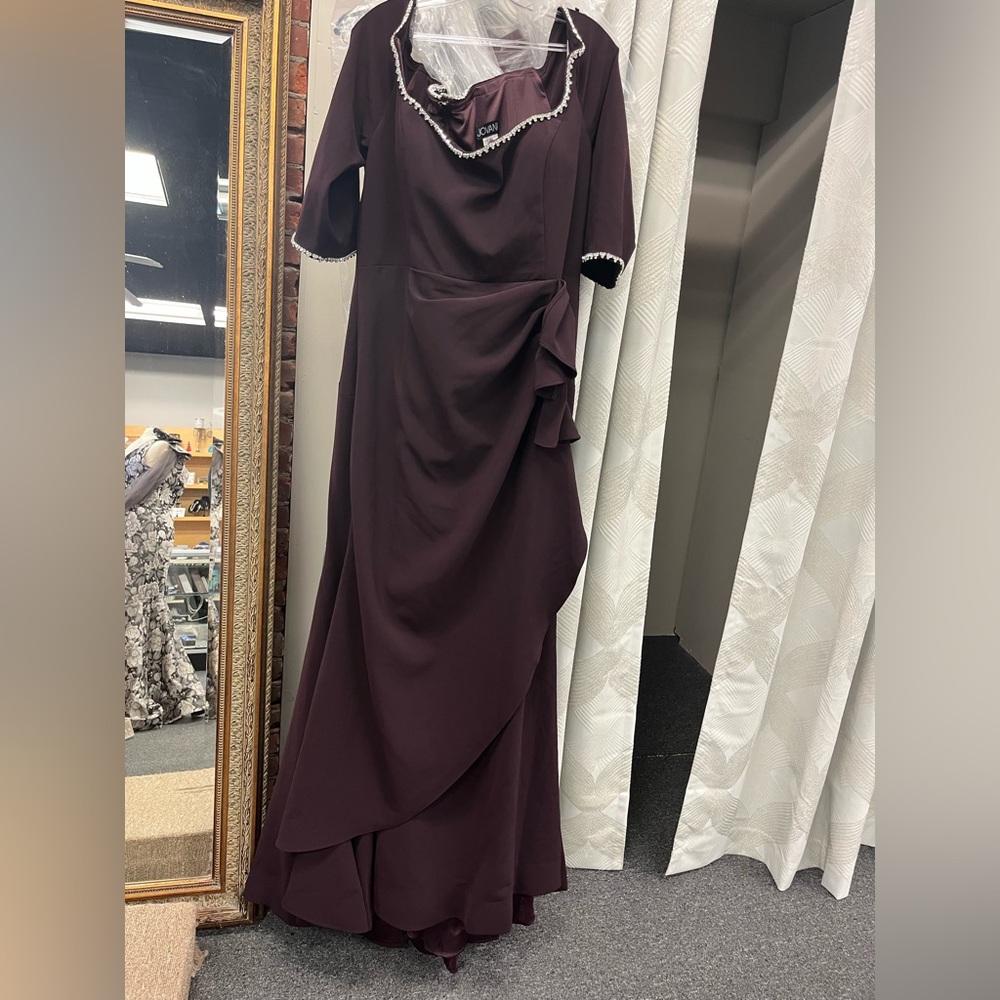Jovani 23190 Plum Fitted Three Quarter Sleeve Evening Gown - Picture 4 of 6